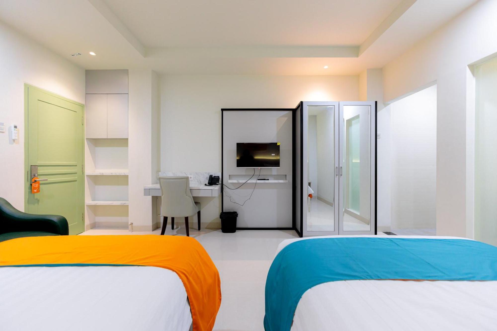 Sans Hotel 88 Andalan Surabaya By Reddoorz Eksteriør bilde