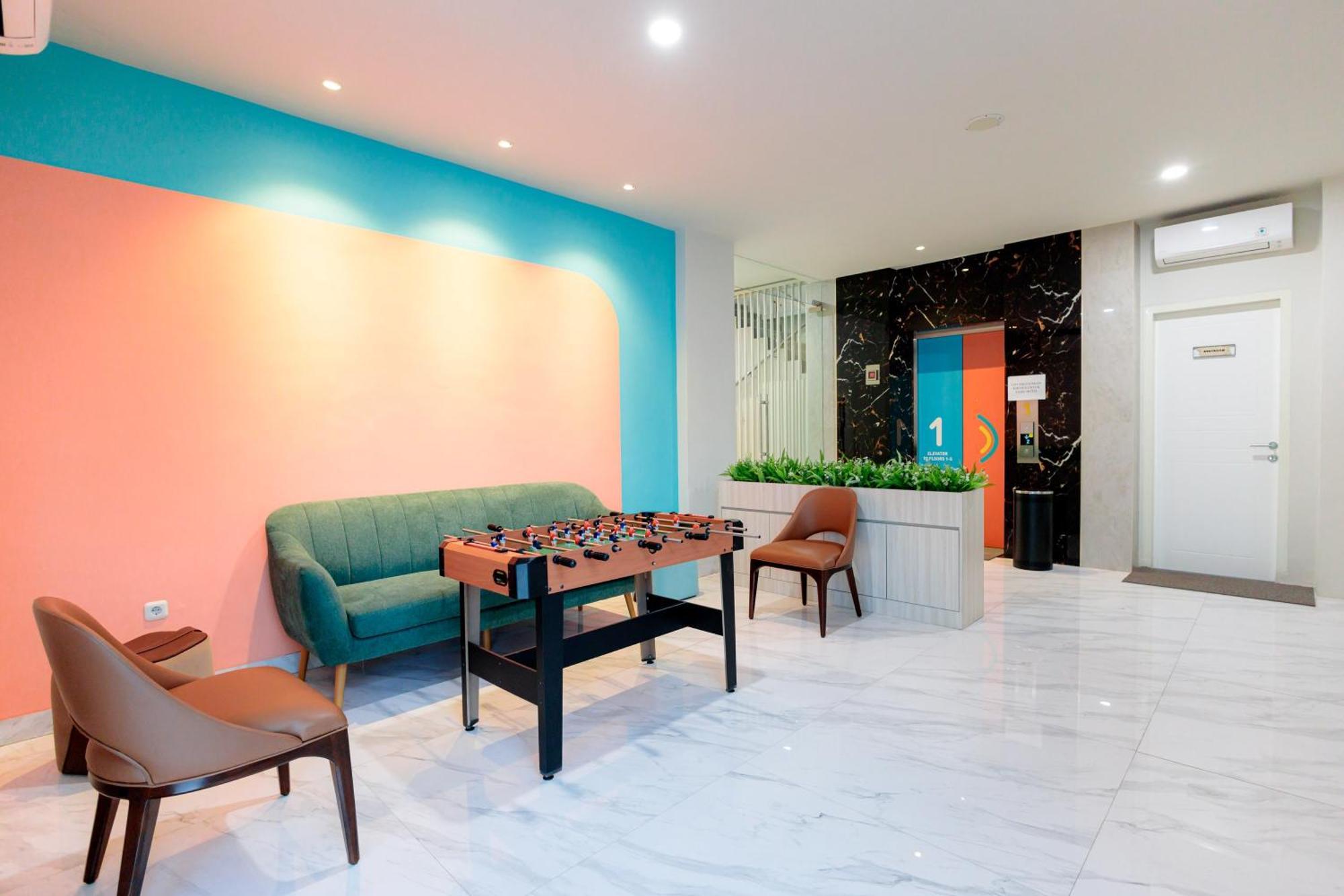 Sans Hotel 88 Andalan Surabaya By Reddoorz Eksteriør bilde