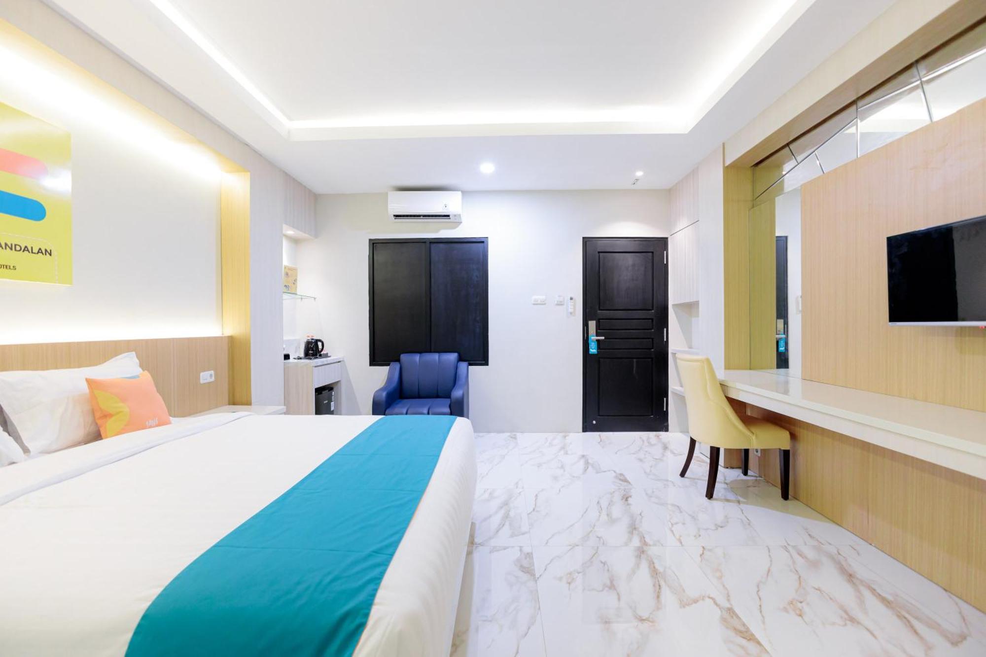 Sans Hotel 88 Andalan Surabaya By Reddoorz Eksteriør bilde